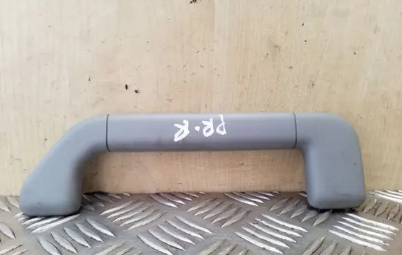 Volkswagen Touareg I Front interior roof grab handle 7L0857607A 7L0857608A