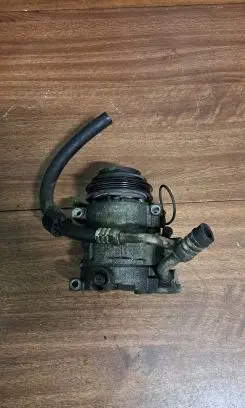 Audi A4 S4 B5 8D Air conditioning (A/C) compressor (pump) 4d0260805c