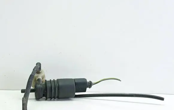 Audi A6 S6 C5 4B Windscreen/windshield washer pump