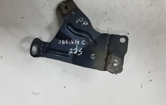 Opel Zafira C Fender mounting bracket