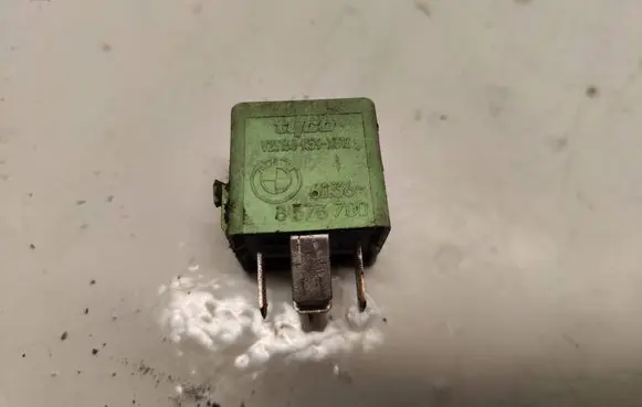 BMW X5 E53 Other relay V23134k59x312 8373700 6136