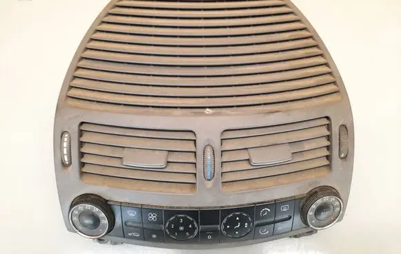 Mercedes-Benz E W211 Climate control unit 2118300385 00113903