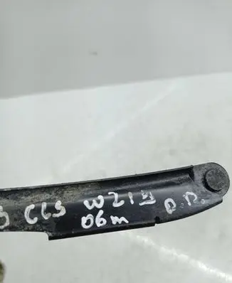 Mercedes-Benz CLS C219 Front bumper mounting bracket a2198800214