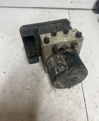Volkswagen Golf IV ABS Pump 1C0907379C 6000606102 10096003113