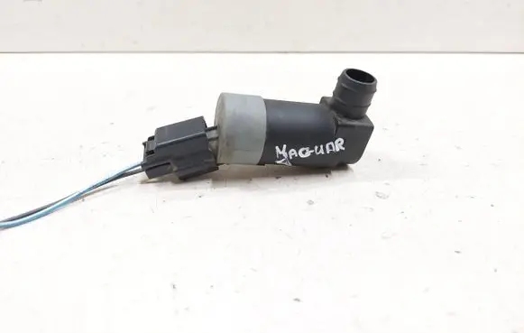 Jaguar XF Windscreen/windshield washer pump