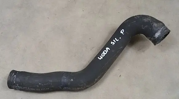 Porsche Boxster 986 Engine coolant pipe/hose