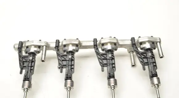BMW 4 G22 G23 G24 G26 Fuel main line pipe 8656548