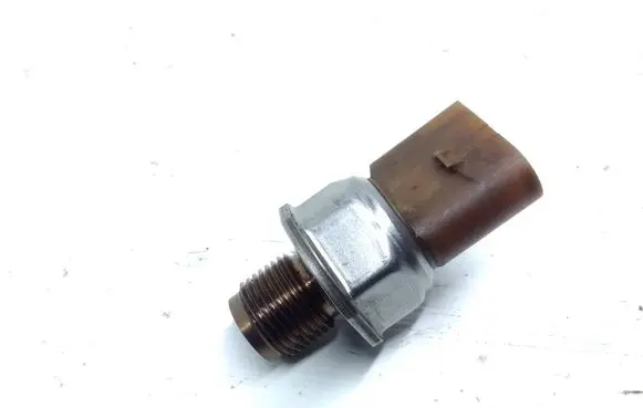 Fuel pressure sensor