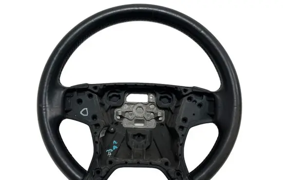 Volvo XC70 Steering wheel P31271093 31271093 CV5572000CH