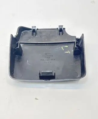 Volkswagen Transporter - Caravelle T4 Tail light part 701868787