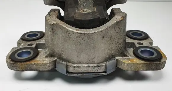 Volvo V70 Engine mount vacuum valve 31316875