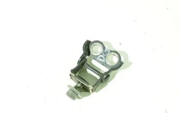 Tailgate/trunk/boot hinge