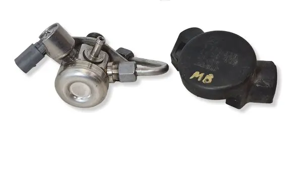 Mercedes-Benz B W246 W242 Fuel injection high pressure pump A2700700501 A270226 0485001