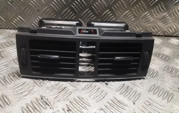 Mercedes-Benz C W204 Other center console (tunnel) element 2048307454 A2048307454