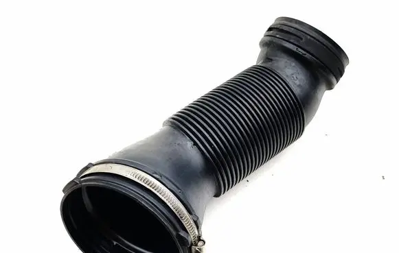 Audi Q3 F3 Air intake hose/pipe 5QA129684