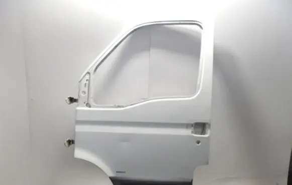 Iveco Daily 35.8 - 9 Front door