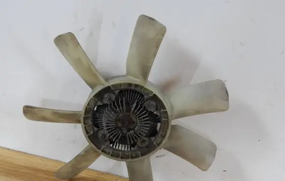 Nissan Cab Star Viscous fan clutch 