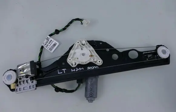 Mercedes-Benz E AMG W211 Rear door window regulator with motor 2117300146