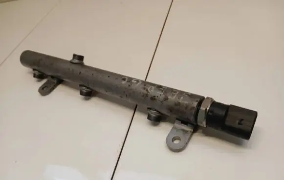 Jeep Grand Cherokee (WK) Fuel main line pipe A64207006
