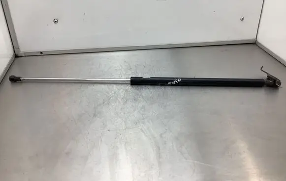 Lexus RX 330 - 350 - 400H Front bonnet/hood damper/strut