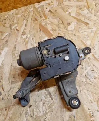 Front wiper linkage and motor