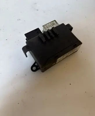BMW 3 E46 Wing mirror control module 8386427 05021800