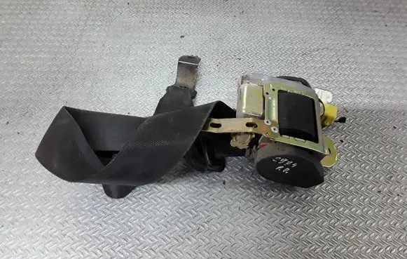 KIA Carnival Front seatbelt