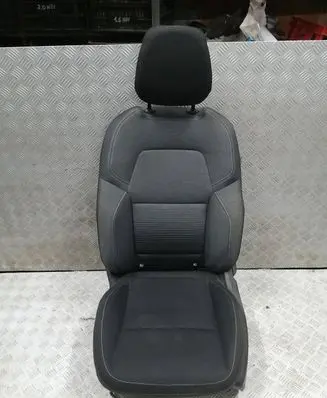 Renault Captur II Front driver seat 