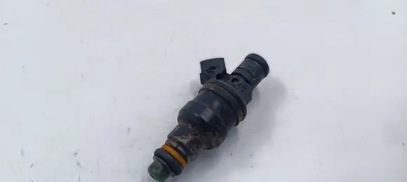 Audi A4 S4 B5 8D Fuel injector 280150447