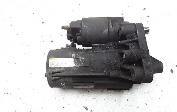 Peugeot 307 Starter motor 9645100680