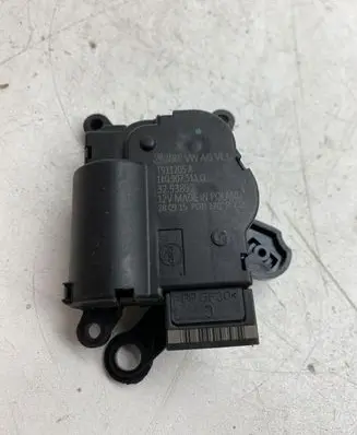 Volkswagen Scirocco Air flap motor/actuator 1K0907511Q