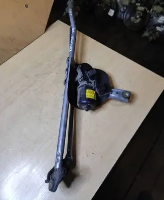 Mini One - Cooper R50 - 53 Front wiper linkage and motor 8377427