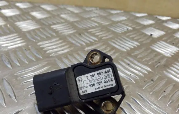 Volkswagen Transporter - Caravelle T5 Air pressure sensor 0281002401 038906051C