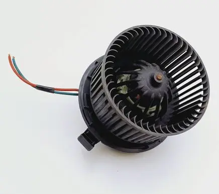Nissan Micra Heater fan/blower 7737062101