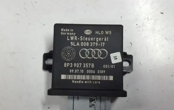 Audi TT TTS Mk2 Light module LCM 8P3907357B