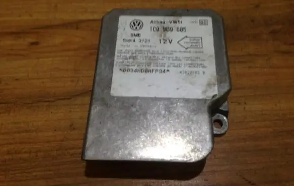 Volkswagen Sharan Airbag control unit/module 1c0909605 5wk43121