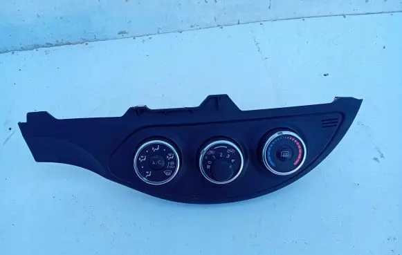 Toyota Yaris Climate control unit 55406-0D390