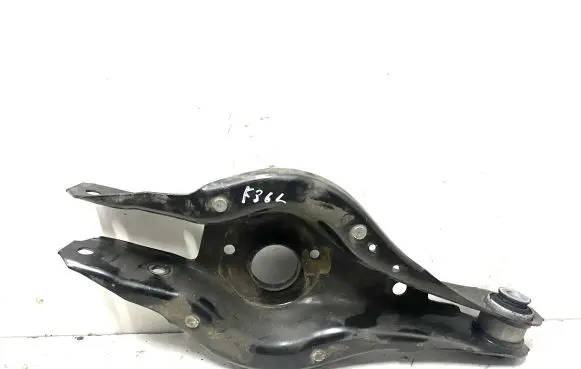 BMW 4 F36 Gran coupe Rear upper control arm/wishbone 6867540