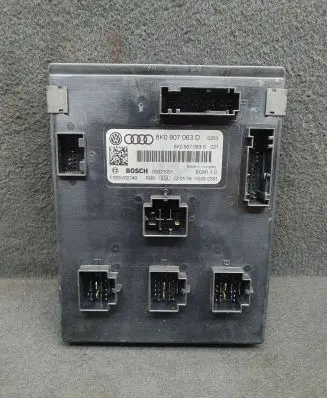 Audi A4 S4 B8 8K Comfort/convenience module 8K0907063D
