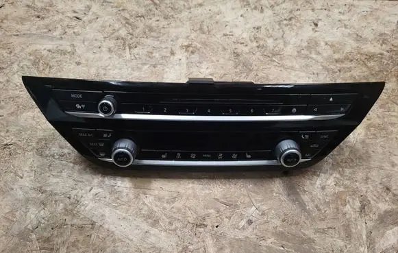 BMW 5 G30 G31 G38 Climate control unit 11419110 6834435