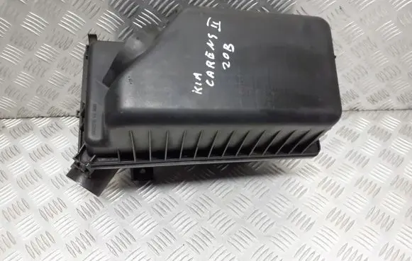 KIA Carens II Air filter box OK2FX13320