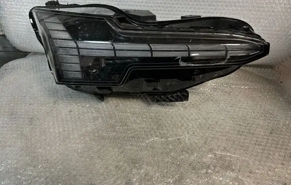 Volvo EX30 Headlight/headlamp 80000628 20231128