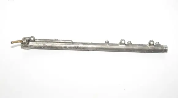 BMW X3 E83 Fuel main line pipe 7788679 0445216008