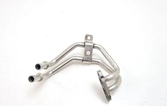 Coolant pipe/hose