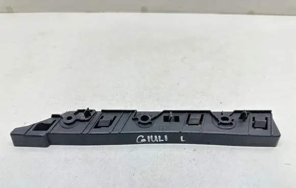 Alfa Romeo Giulietta Front bumper mounting bracket 50513510