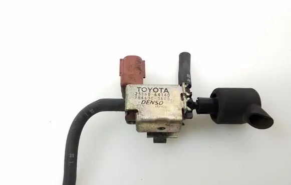 Toyota Corolla Verso E121 Turbo solenoid valve 2586064140