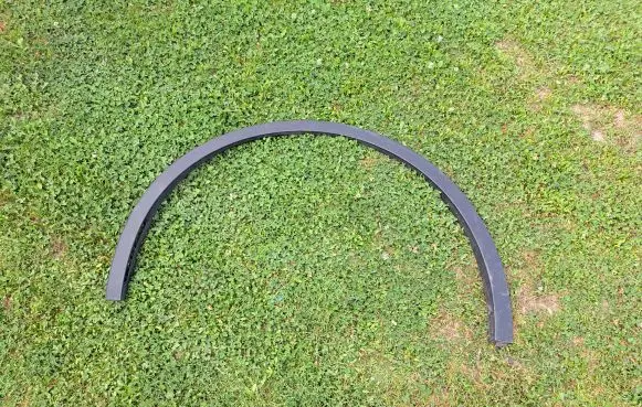 Tesla Model Y Front arch trim 1658695-00-A 165869100A