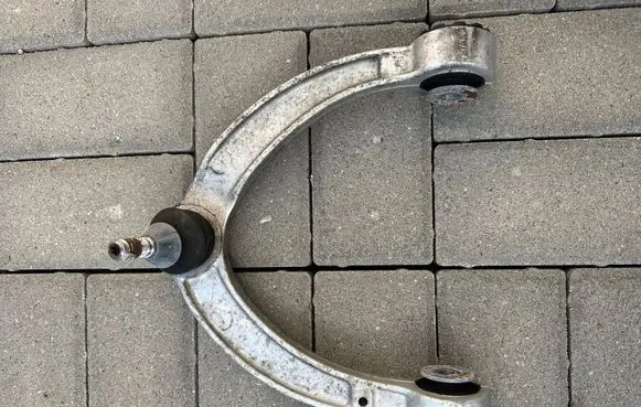 Mercedes-Benz GLE (W166 - C292) Front upper control arm/wishbone A16613 20158509 0595E4