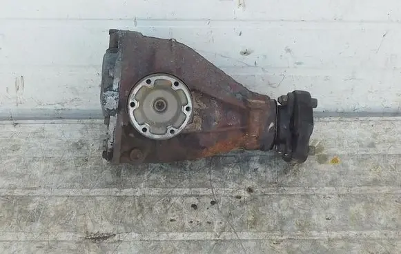 Mercedes-Benz E W210 Rear differential 2103513308G 194715