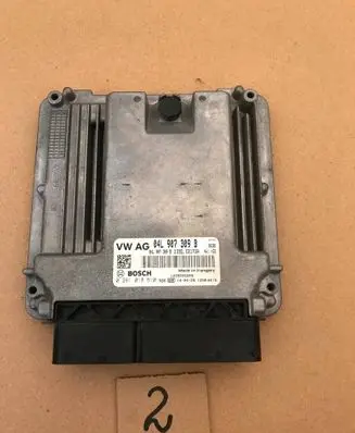 Volkswagen Golf VII Engine control unit/module 04L907309B 0281018510